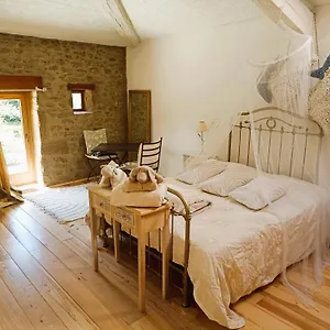 Privatunterkunft Un Jardin Sur La Colline, Claveyson